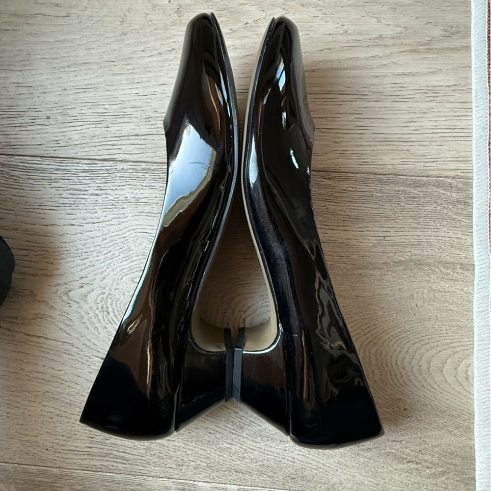 Easy Street Classic Black Workwear Pumps | Comfort Cushioned Low Heel | 10W - Picture 7 of 13